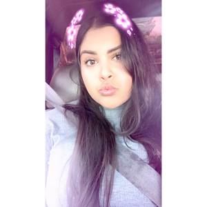 Meet your Posher, Stephanie